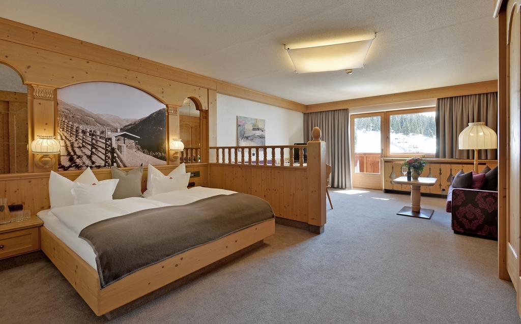 Hotel Almhof 호크푸겐 외부 사진